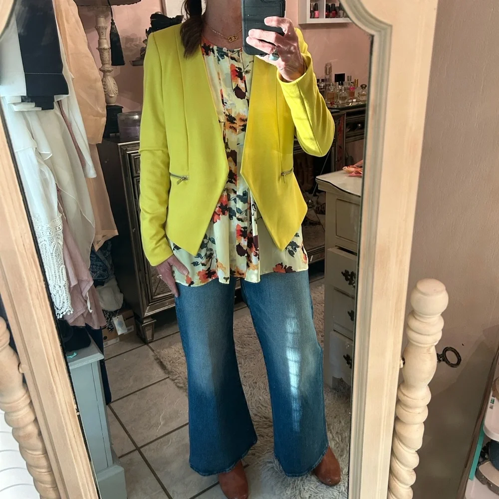 SET jacket and Top - Picture 1 of 15
